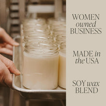 Load image into Gallery viewer, Best Grandma Ever 9 oz Soy Candle - Home Decor & Gifts.