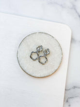 Load image into Gallery viewer, Clip On Dangle Earrings.