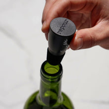 Load image into Gallery viewer, Alchemi™ Repour Vaccuum Seal Wine Stoppers - Set of 6.