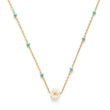 Load image into Gallery viewer, Daisy Enamel Chain Necklace.