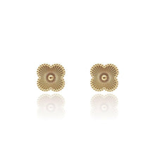 Load image into Gallery viewer, 14k Gold Clover Stud Earrings.