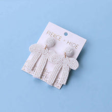 Load image into Gallery viewer, White Beaded Bow Earrings.
