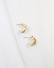Load image into Gallery viewer, Eastchester Layered Crystal Hoop Earring Gold