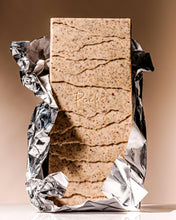 Load image into Gallery viewer, 31% Cookies & Cream White Chocolate Bar.