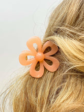 Load image into Gallery viewer, Acrylic Open Flower Hair Clips.