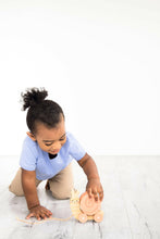 Load image into Gallery viewer, Snail Wooden Pull Toy, Developmental Toys, Nursery Decor.