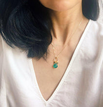 Load image into Gallery viewer, Green Onyx Pendant Necklace.