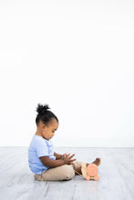 Load image into Gallery viewer, Snail Wooden Pull Toy, Developmental Toys, Nursery Decor.