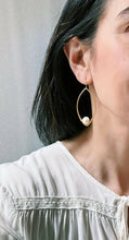Load image into Gallery viewer, Minimalist Statement Pearl Earrings.
