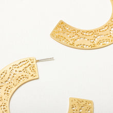 Load image into Gallery viewer, Simz Earrings.