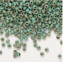 Load image into Gallery viewer, Daisy Miyuki Bead Necklace.