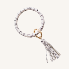 Load image into Gallery viewer, Pressed Floral Circle Wristlet Keyring.