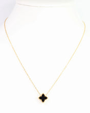 Load image into Gallery viewer, Callington Clover Necklace Gold