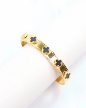 Load image into Gallery viewer, Amal Clover Bangle Bracelet Black