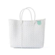 Load image into Gallery viewer, Paloma Medium Woven Crossbody Bag.