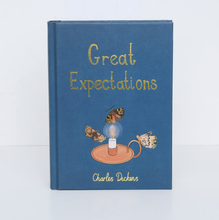 Load image into Gallery viewer, Great Expectations | Collector&#39;s Edition | Hardcover.
