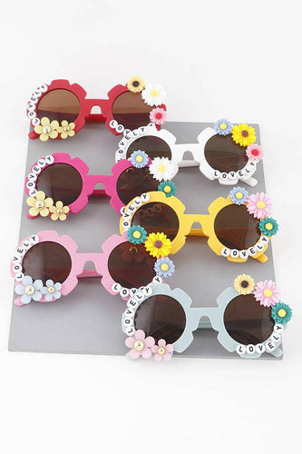 Kids Lovely Flower Sunglasses.