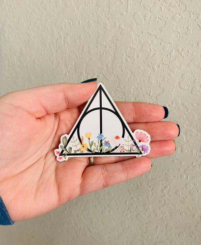 Deathly Hallows-Harry Potter Sticker/Magnet.