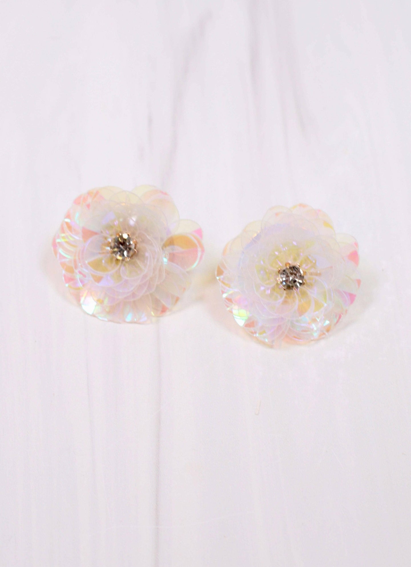 Morrin Sequin Flower Earring OPAL.