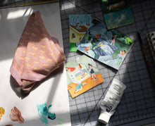 Load image into Gallery viewer, 14&quot; Pocket Horses Bandana.
