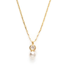 Load image into Gallery viewer, Pearl Crystal Pendant Necklace
