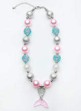 Load image into Gallery viewer, Mermaid Tail Necklace.
