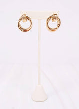 Load image into Gallery viewer, Suffolk Drop Link Earring GOLD.
