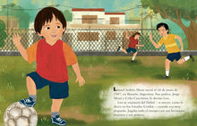 Load image into Gallery viewer, Mi Little Golden Book sobre Lionel Messi (My Little Golden Book About Lionel Messi Spanish Edition)
