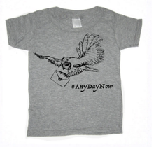 Load image into Gallery viewer, Owl Letter (Harry Potter) : Kid&#39;s Tee.
