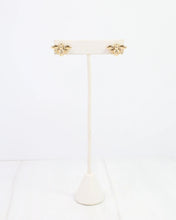 Load image into Gallery viewer, Buzzin Bee Stud Earring Gold
