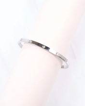 Load image into Gallery viewer, Geneiva CZ Metal Bracelet Silver
