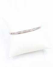 Load image into Gallery viewer, Nell Bangle Bracelet Silver

