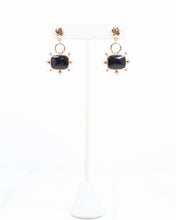 Load image into Gallery viewer, Pearl Drop Earring Black
