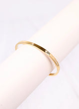 Load image into Gallery viewer, Magi CZ Bracelet Gold
