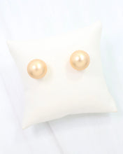 Load image into Gallery viewer, Bailey Large Ball Earring WR Worn Gold
