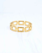 Load image into Gallery viewer, Calista Link Bangle WP Gold
