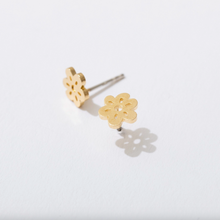 Load image into Gallery viewer, Little Polkadot Flower Stud Earrings.
