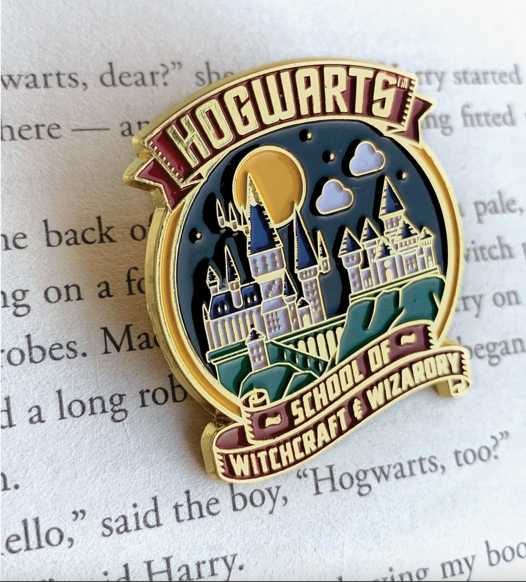 Harry Potter - Hogwarts Enamel Pin
