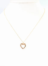 Load image into Gallery viewer, Dalmeny Heart Necklace Gold
