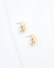 Load image into Gallery viewer, Lacey Oval Post Earring Gold
