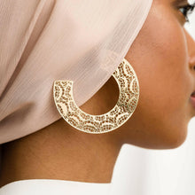 Load image into Gallery viewer, Simz Earrings.
