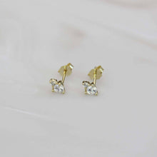 Load image into Gallery viewer, Isla Studs.
