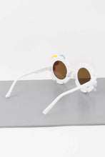 Load image into Gallery viewer, Kids Lovely Flower Sunglasses.
