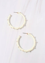 Load image into Gallery viewer, Beragio Pearl Hoop Earring IVORY.
