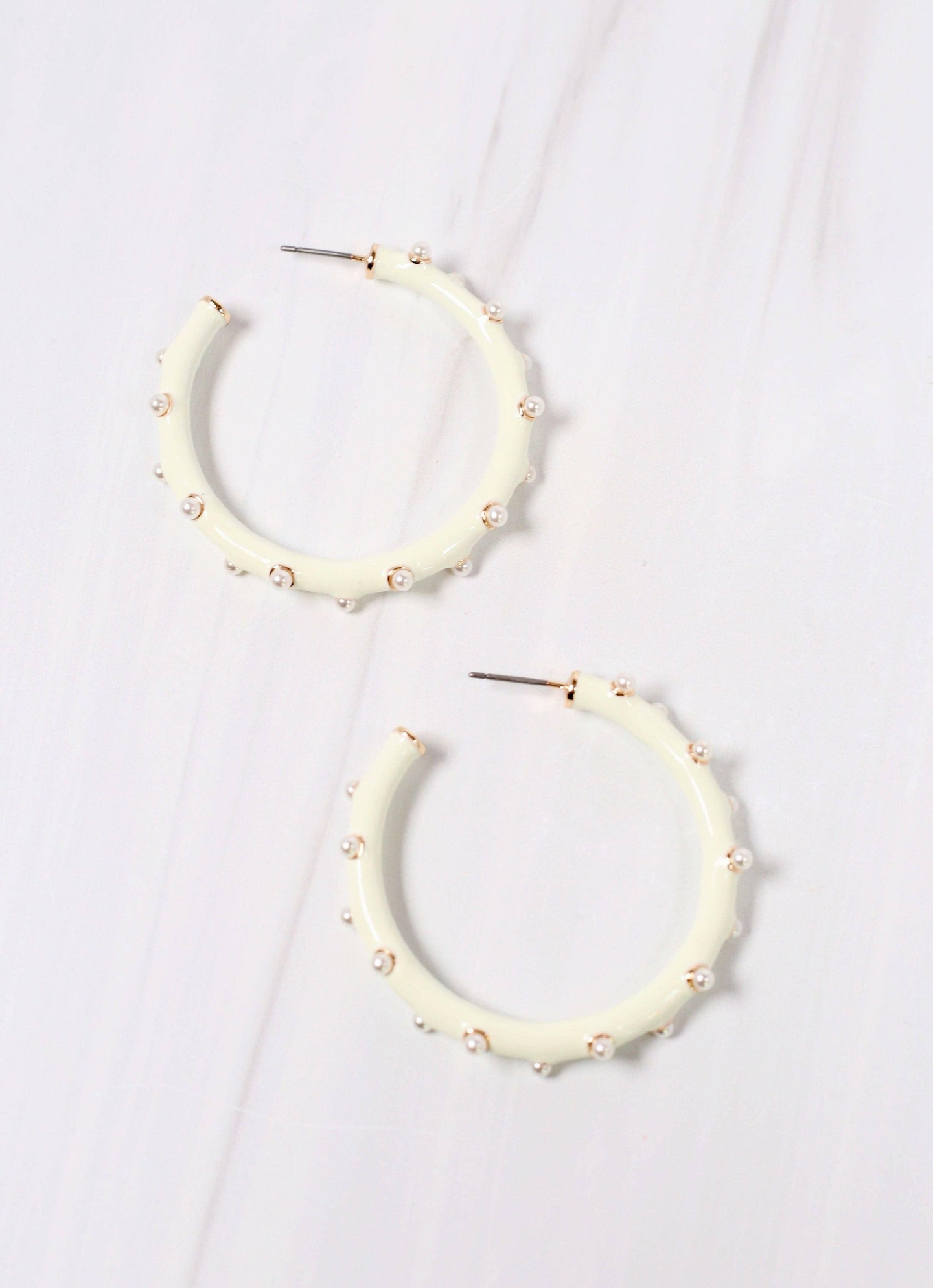Beragio Pearl Hoop Earring IVORY.