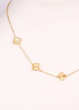 Load image into Gallery viewer, Trevino Clover Necklace
