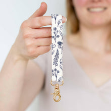 Load image into Gallery viewer, Pressed Floral Wristlet Keychain.
