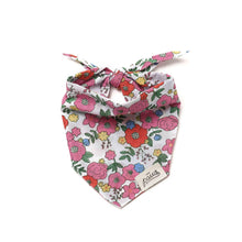 Load image into Gallery viewer, Blossom Dog Bandana.
