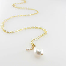 Load image into Gallery viewer, Baby Baroque Pearl Necklace.
