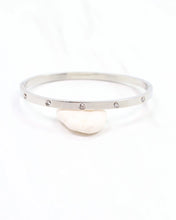 Load image into Gallery viewer, Geneiva CZ Metal Bracelet Silver
